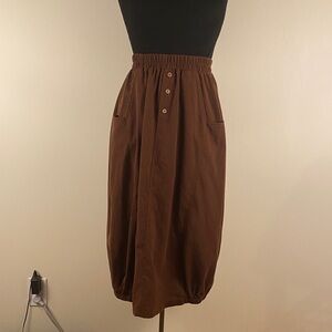 Brown Elastic-Waist Eclectic Midi Skirt Elastic at Hem